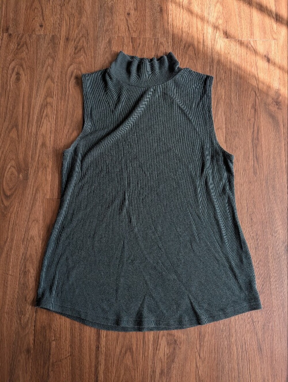 croft & barrow Green Mock Neck Sleeveless Tank Sz L